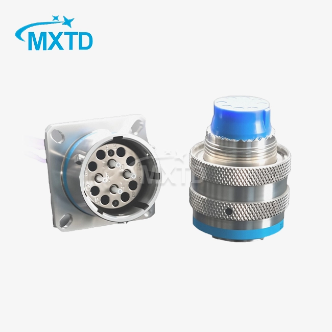 J599E6 Serie Expanded Beam Fiber Optic Connector